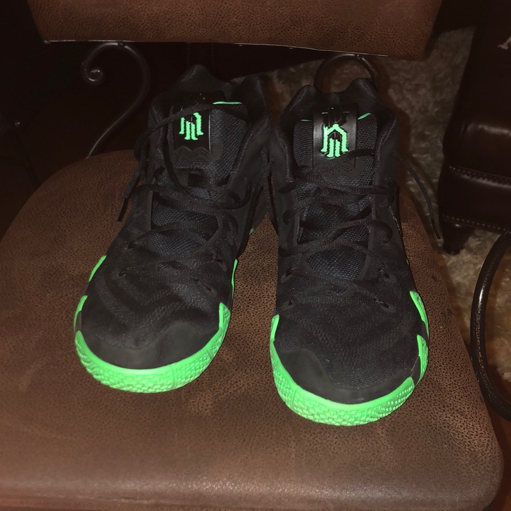 Nike Kyrie 4 ‘Halloween’